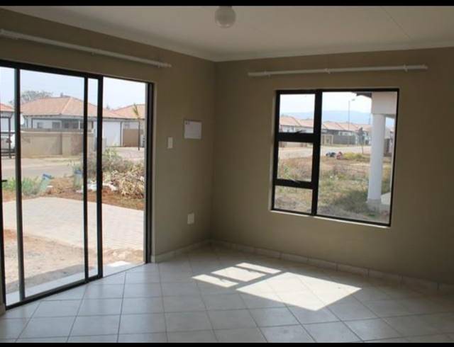 2 BEDROOM HOUSE FOR SALE IN CRYSTAL PARK